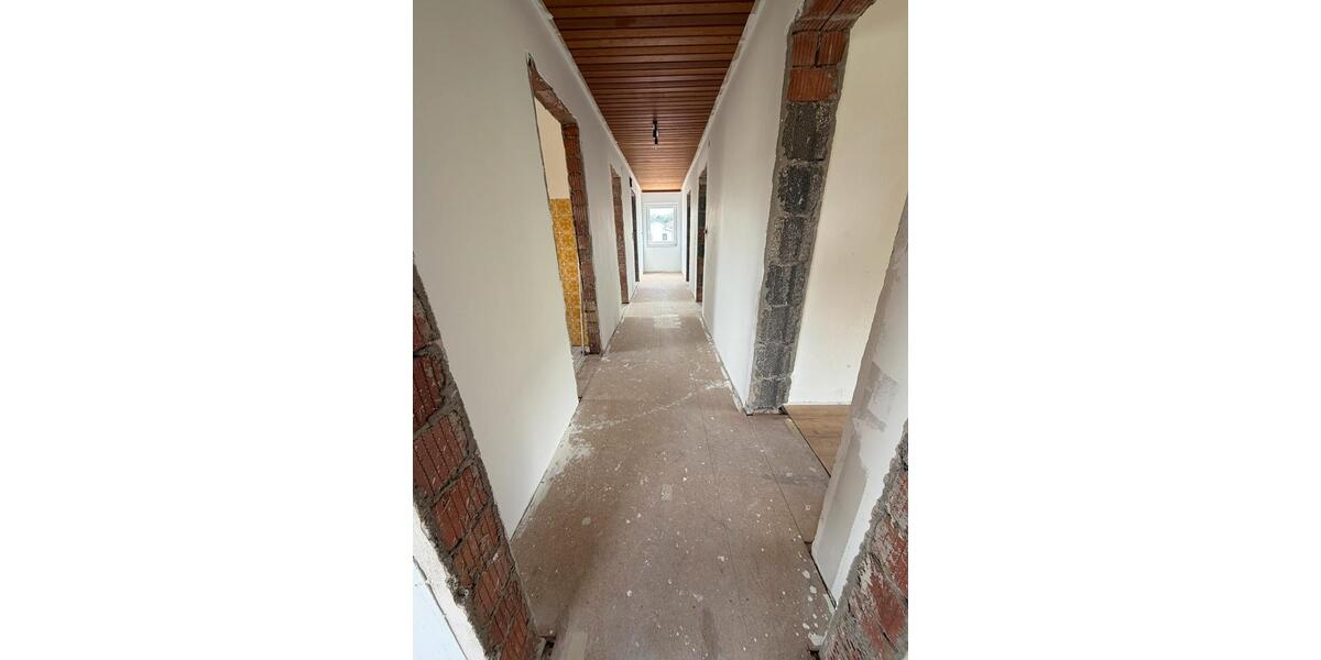 Einfamilienhaus Viechtach - 8 Zimmer, 170 m&sup2;, 1.600&euro; | Angebot:26509272