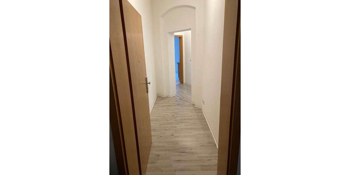 Etagenwohnung Reichenbach im Vogtland - 1 Zimmer, 35 m&sup2;, 360&euro; | Angebot:26515138