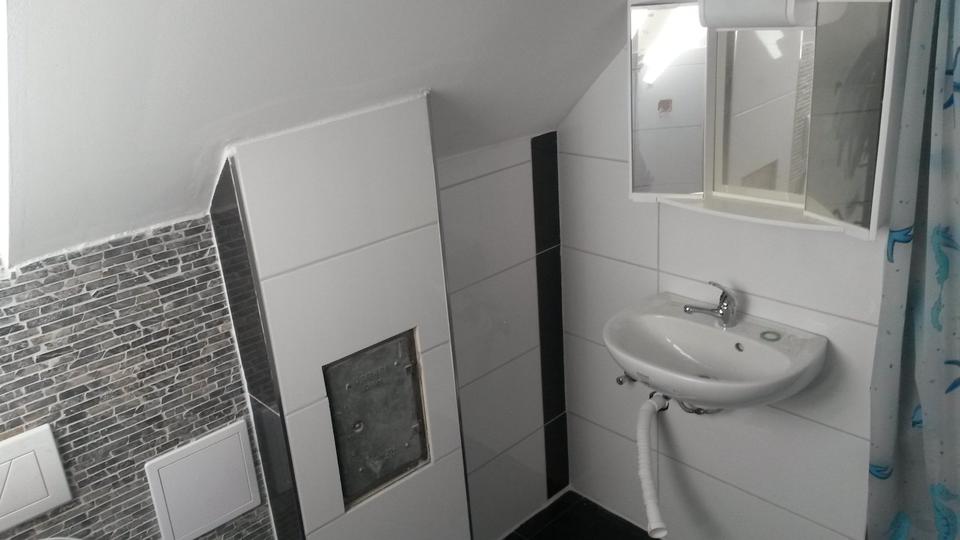 Dachgeschoßwohnung Fellbach - 1 Zimmer, 12 m&sup2;, 475&euro; | Angebot:26297541