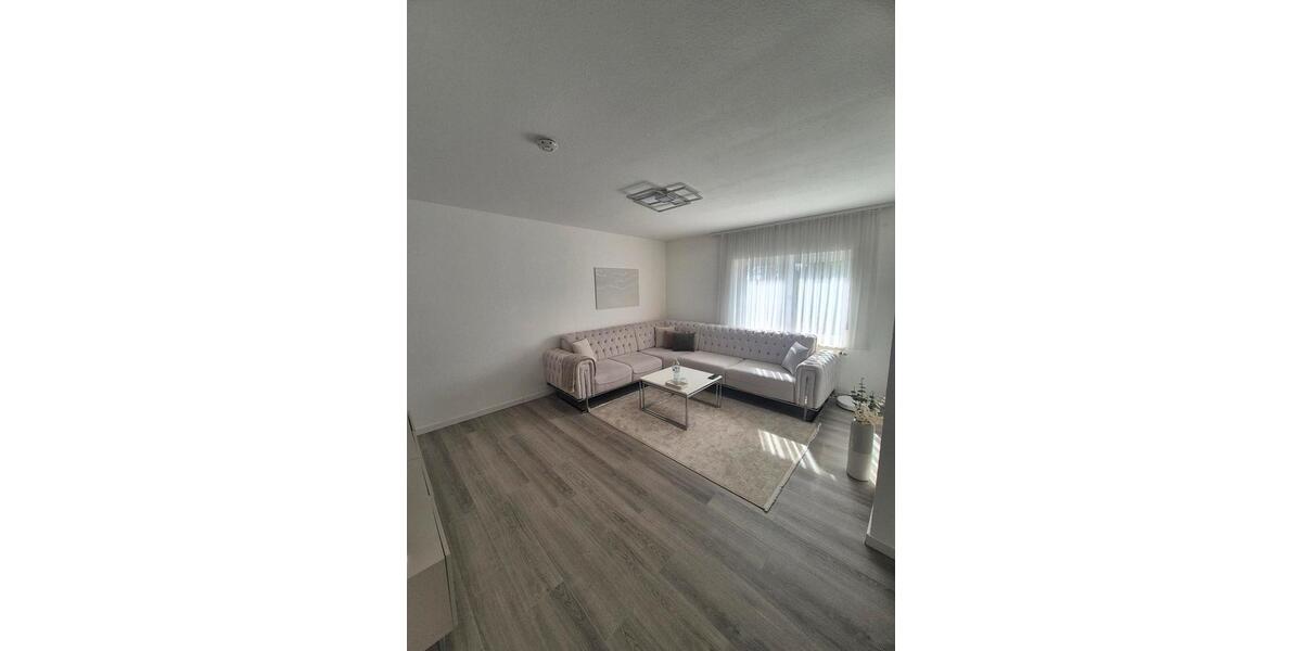 Etagenwohnung Aßlar - 3 Zimmer, 68 m&sup2;, 1.000&euro; | Angebot:26050752