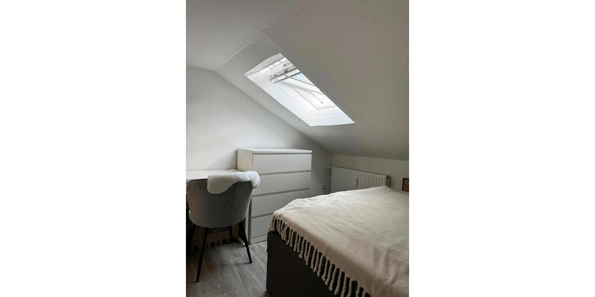 Dachwohnung komplett NEU 2.5 zimmer