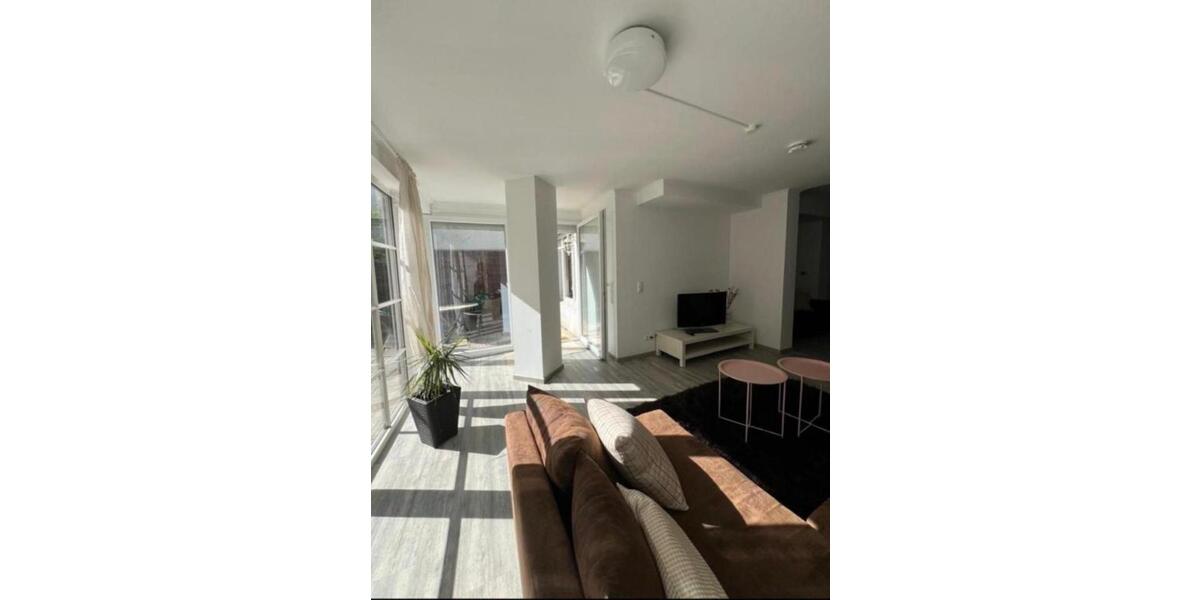 Erdgeschoßwohnung Bremen Schwachhausen - 2 Zimmer, 92 m&sup2;, 1.900&euro; | Angebot:25894380