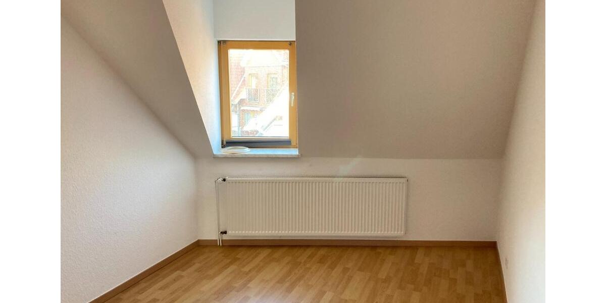 Dachgeschoßwohnung Malchin - 2 Zimmer, 50 m&sup2;, 390&euro; | Angebot:26021182