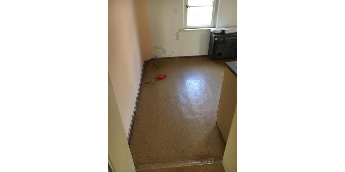 Etagenwohnung Zittau - 1 Zimmer, 95 m&sup2;, 95&euro; | Angebot:26490610