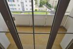 Gerade in Renovierung für Sie - Helle 4-Raum-Wohnung mit Balkon - Stellplatz möglich