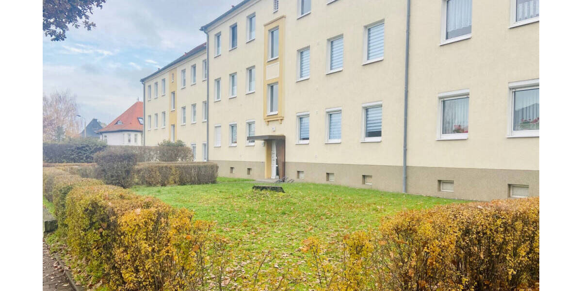 Etagenwohnung Weißenfels - 3 Zimmer, 66 m&sup2;, 450&euro; | Angebot:26618128