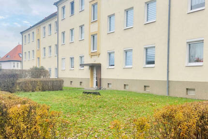 Wohnung Weißenfels - 3 Zimmer, 66 m&sup2;, 450&euro; | Angebot:26618128