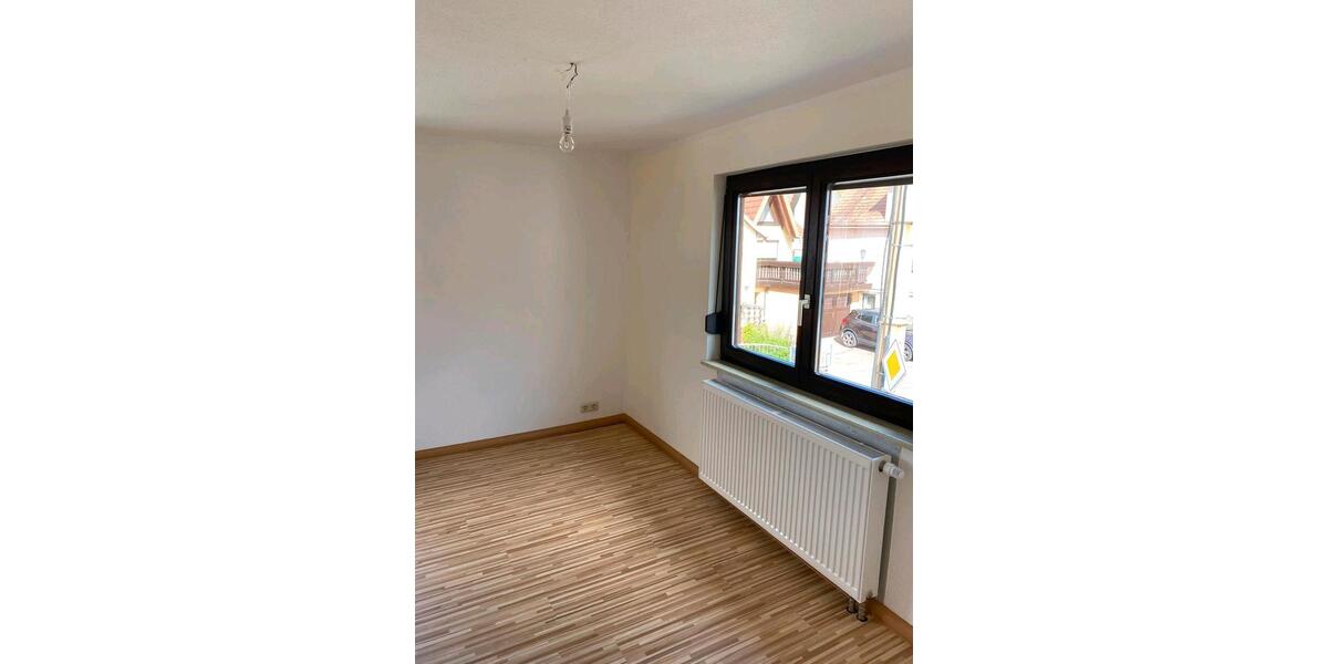 Etagenwohnung Breitungen/Werra Werra - 2 Zimmer, 67 m&sup2;, 460&euro; | Angebot:26705556