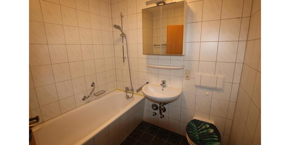 Erdgeschoßwohnung Zell - 3 Zimmer, 75 m&sup2;, 495&euro; | Angebot:26562507