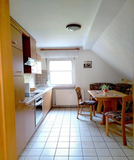Dachgeschoßwohnung Alfeld (Leine) - 2.5 Zimmer, 42 m&sup2;, 350&euro; | Angebot:26610268