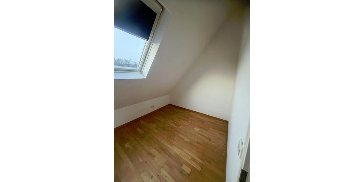 Dachgeschoßwohnung Gummersbach Berstig Süd - 2 Zimmer, 55 m&sup2;, 500&euro; | Angebot:25803944