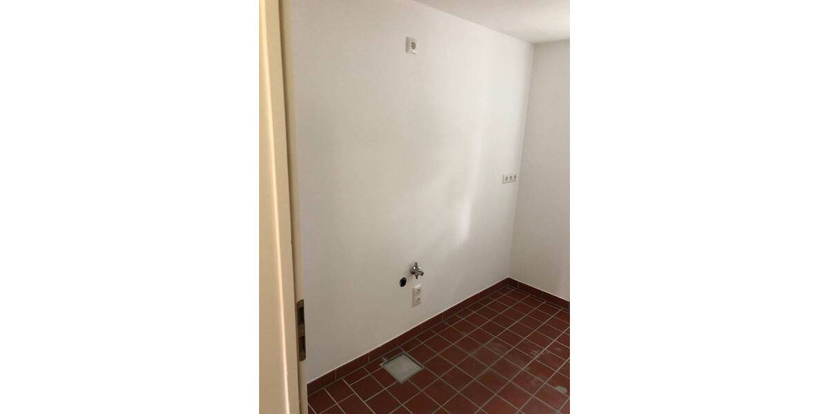 Gewerbeobjekt Wendelstein - 4 Zimmer, 140 m&sup2;, 1.500&euro; | Angebot:26555043