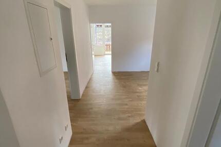 Wohnung Waldshut-Tiengen Tiengen - 3.5 Zimmer, 86 m&sup2;, 850&euro; | Angebot:25858037