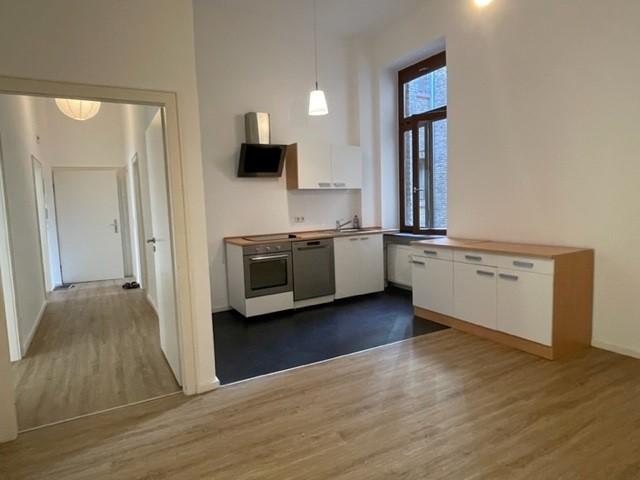 Etagenwohnung Wiesbaden - 2 Zimmer, 85 m&sup2;, 880&euro; | Angebot:24846016
