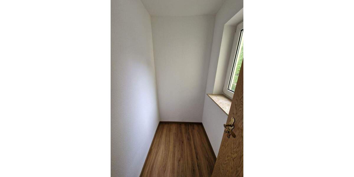 Gewerbeobjekt Erfurt Daberstedt - 4 Zimmer, 750&euro; | Angebot:24251078