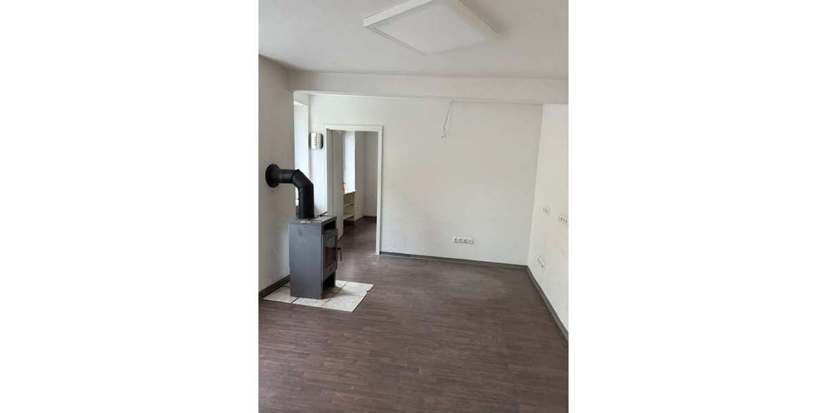 Etagenwohnung Neckarsteinach - 1 Zimmer, 35 m&sup2;, 400&euro; | Angebot:23734807