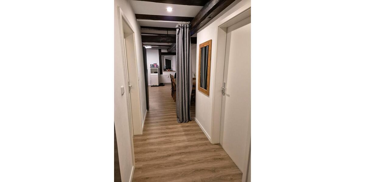 Dachgeschoßwohnung Georgensgmünd - 3 Zimmer, 80 m&sup2;, 740&euro; | Angebot:25925021