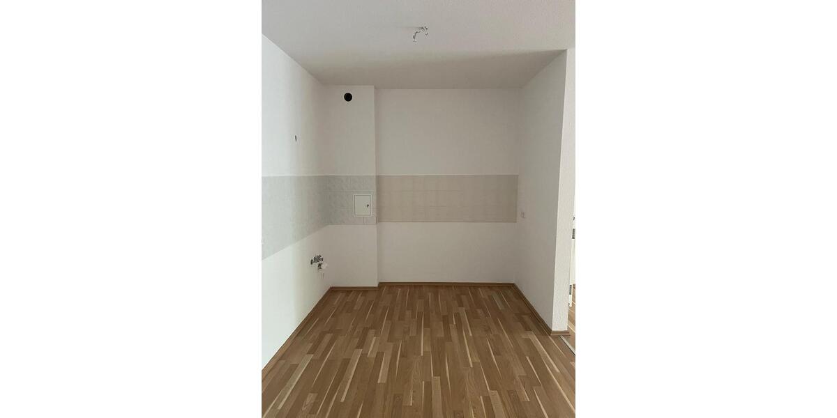 Etagenwohnung Bischofswerda - 2 Zimmer, 79 m&sup2;, 490&euro; | Angebot:26578295