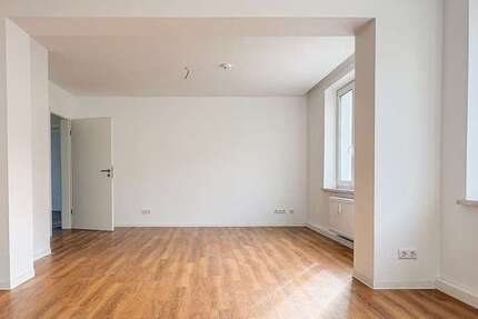 Wohnung Plauen Bahnhofsvorstadt - 5 Zimmer, 116 m&sup2;, 615&euro; | Angebot:25379832