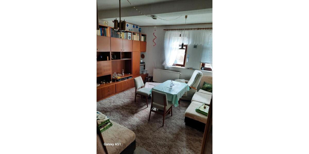 Einfamilienhaus Neuhaus am Rennweg - 6 Zimmer, 100 m&sup2;, 700&euro; | Angebot:26162714