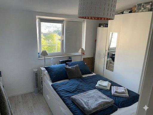 Dachgeschoßwohnung Wuppertal - 4 Zimmer, 97 m&sup2;, 702&euro; | Angebot:26480762