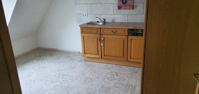 Etagenwohnung Könnern - 3 Zimmer, 69 m&sup2;, 345&euro; | Angebot:25666901