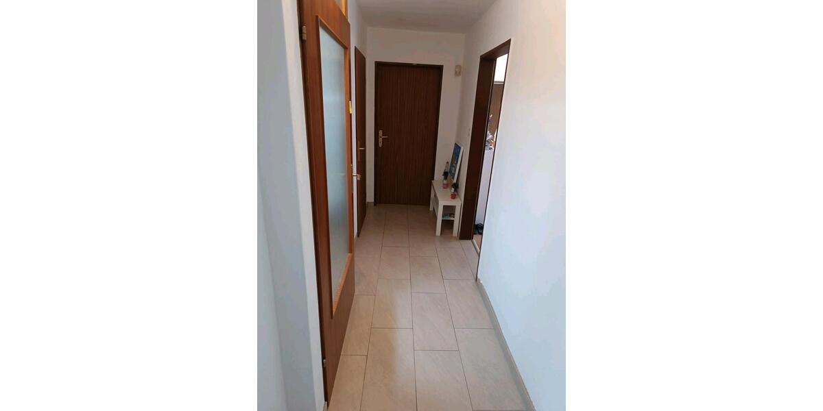 Etagenwohnung Leer (Ostfriesland) - 4 Zimmer, 90 m&sup2;, 700&euro; | Angebot:26123806