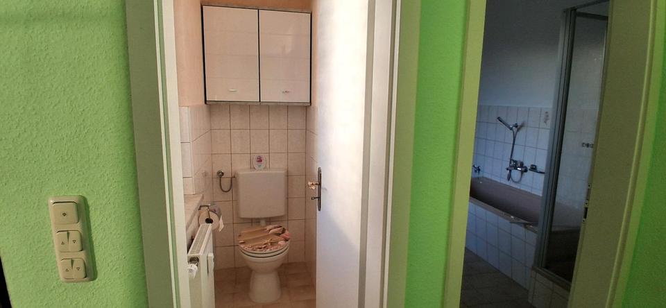 Etagenwohnung Groitzsch - 2 Zimmer, 70 m&sup2;, 490&euro; | Angebot:25831506