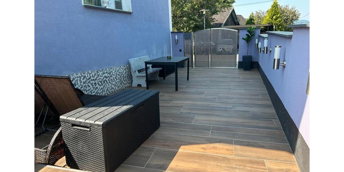 Etagenwohnung Hennef (Sieg) - 1 Zimmer, 150 m&sup2;, 500&euro; | Angebot:26626176