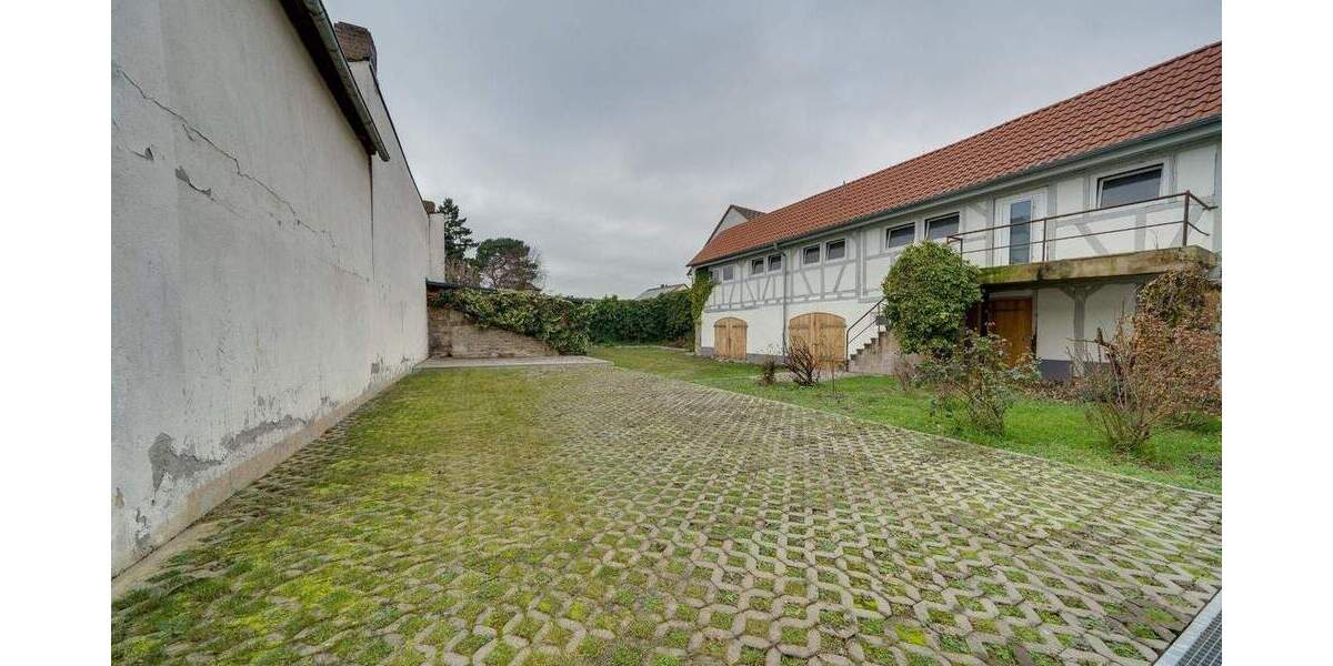 Etagenwohnung Grafenrheinfeld - 4 Zimmer, 132 m&sup2;, 1.195&euro; | Angebot:24407770