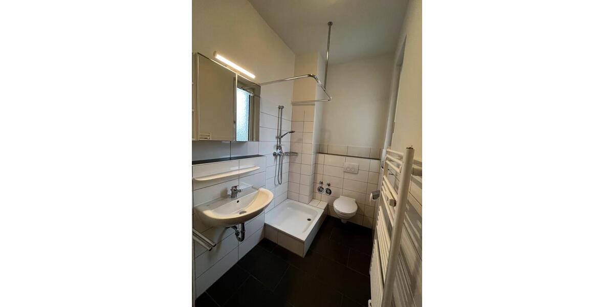 Etagenwohnung Kiel Wik - 3 Zimmer, 77 m&sup2;, 850&euro; | Angebot:26531116