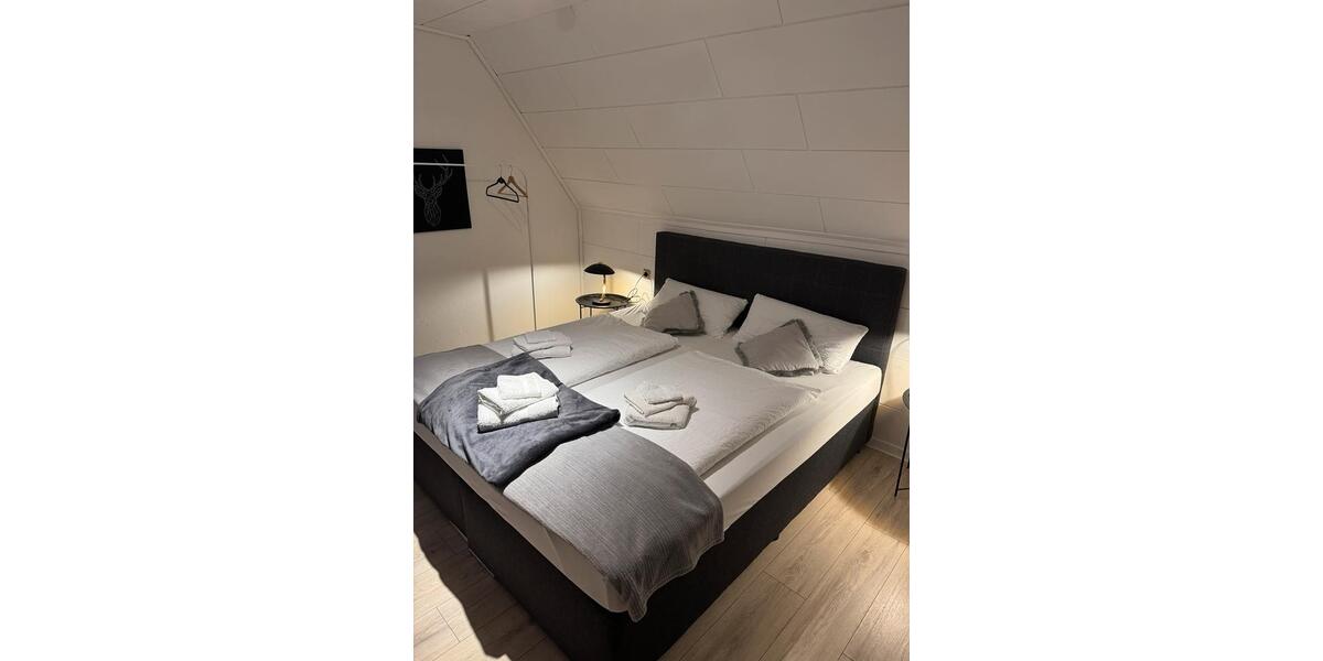 Wohnen auf Zeit Dortmund Brackel - 2.5 Zimmer, 75 m&sup2;, 1.350&euro; | Angebot:24511114