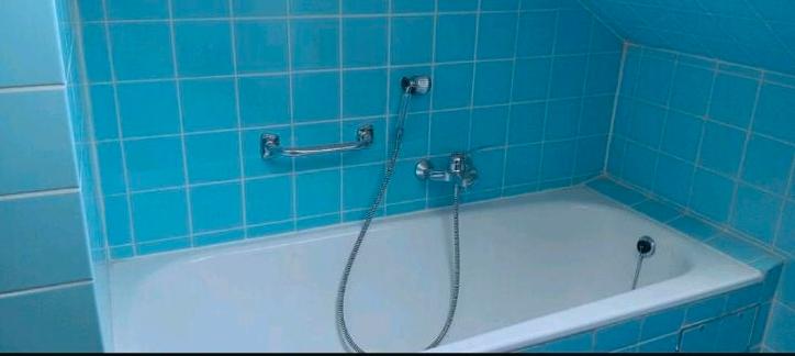 Dachgeschoßwohnung Villingen-Schwenningen Schwenningen - 1 Zimmer, 12 m&sup2;, 450&euro; | Angebot:25177961