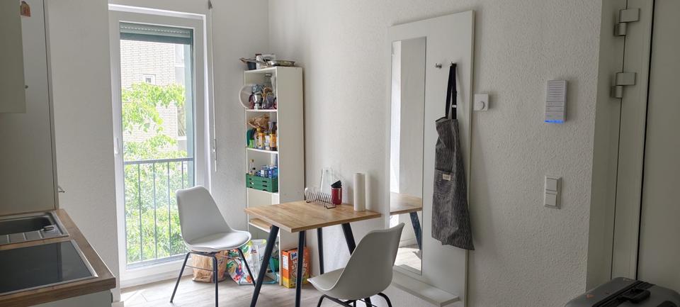 Wohnen auf Zeit Heidelberg Peterstal - 1 Zimmer, 12 m&sup2;, 580&euro; | Angebot:26642095