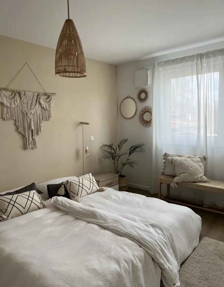 Zwischenmiete auf Zeit: 3 Zimmer - möbliert, Balkon und EBK