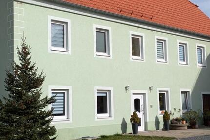 Wohnung Ebersbach - 2 Zimmer, 54 m&sup2;, 320&euro; | Angebot:25407355