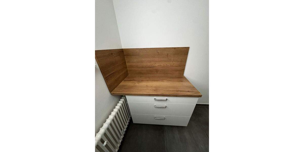 Etagenwohnung Wiesbaden Delkenheim - 4 Zimmer, 80 m&sup2;, 1.250&euro; | Angebot:25070798