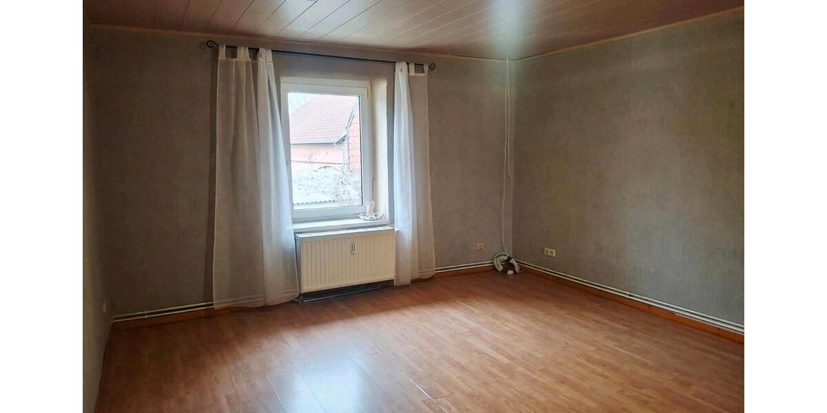 Etagenwohnung Erxleben - 2 Zimmer, 59 m&sup2;, 360&euro; | Angebot:24839445