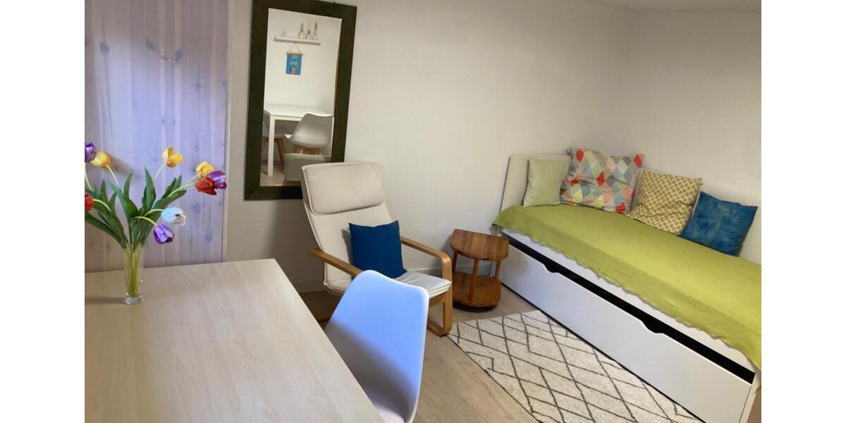 Gemütliche Souterrain - Wohnung für Studierende oder Pendler 1 zimmer