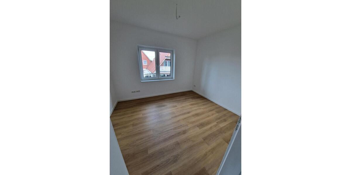 Dachgeschoßwohnung Bösel - 3 Zimmer, 70 m&sup2;, 680&euro; | Angebot:26600924