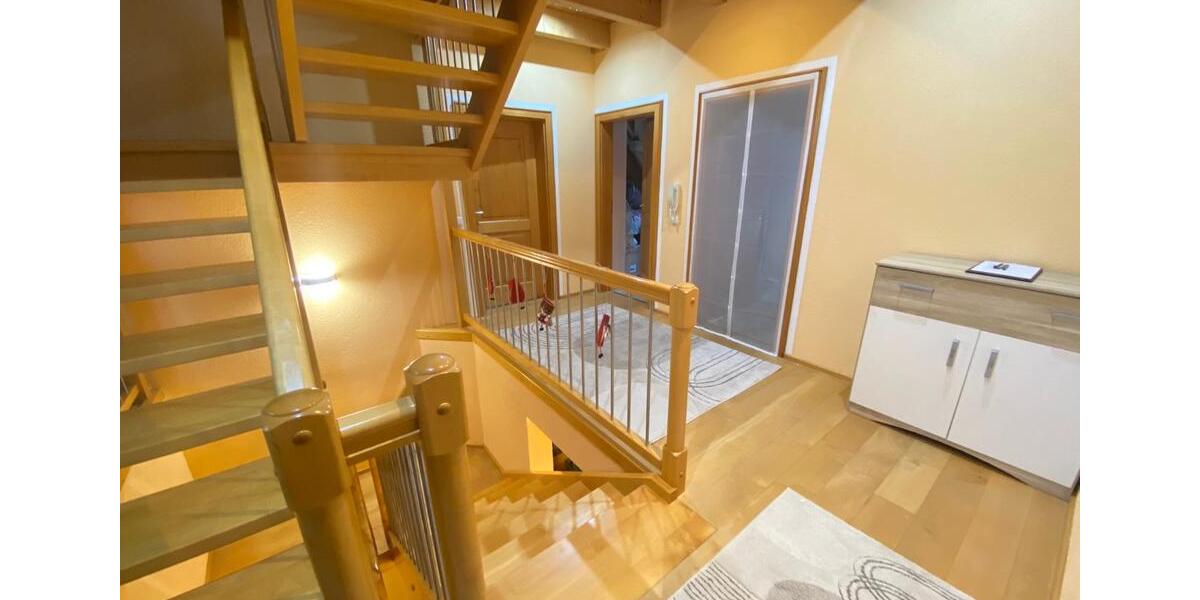 Einfamilienhaus Altenmünster - 6 Zimmer, 225 m&sup2;, 1.800&euro; | Angebot:24610377