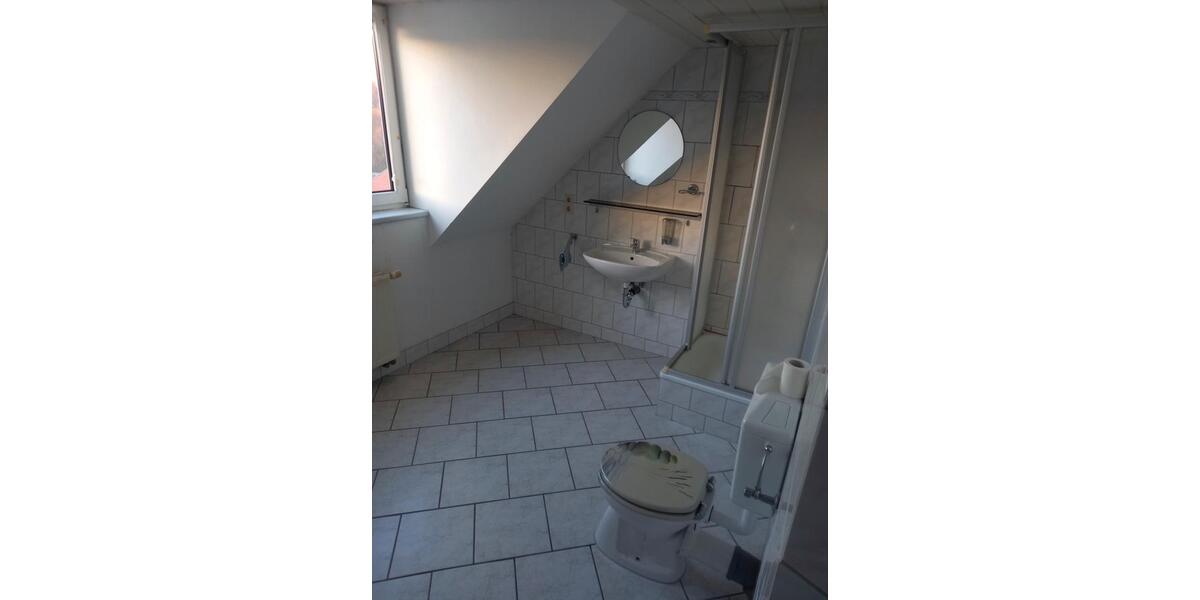 Dachgeschoßwohnung Luckenwalde - 2.5 Zimmer, 65 m&sup2;, 520&euro; | Angebot:26463392