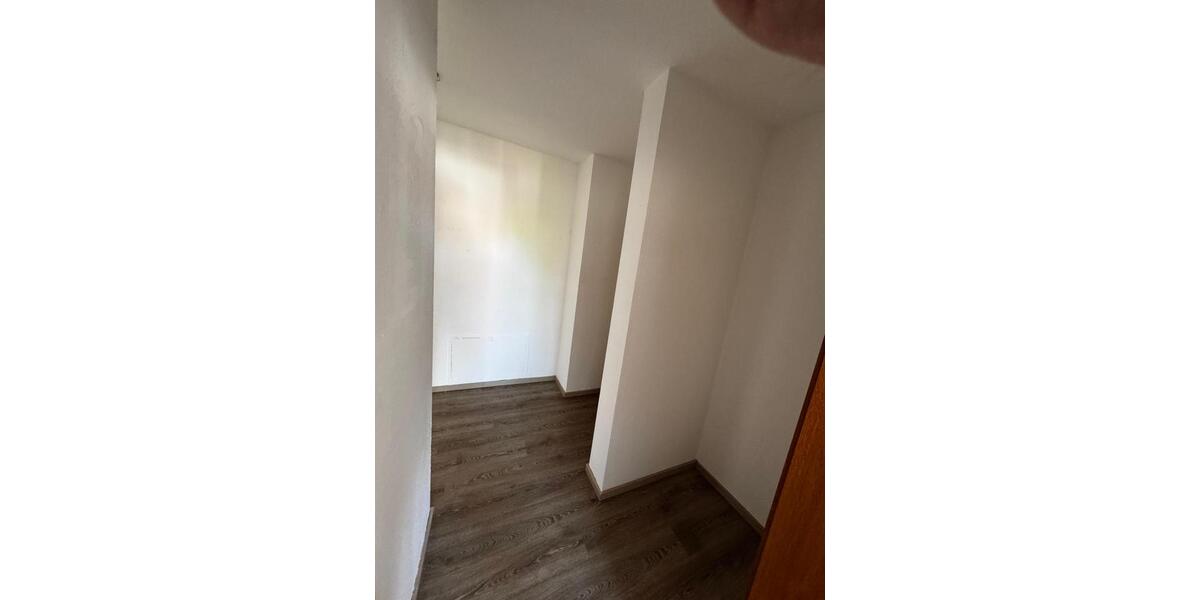 Etagenwohnung Hameln - 3 Zimmer, 90 m&sup2;, 730&euro; | Angebot:26492931