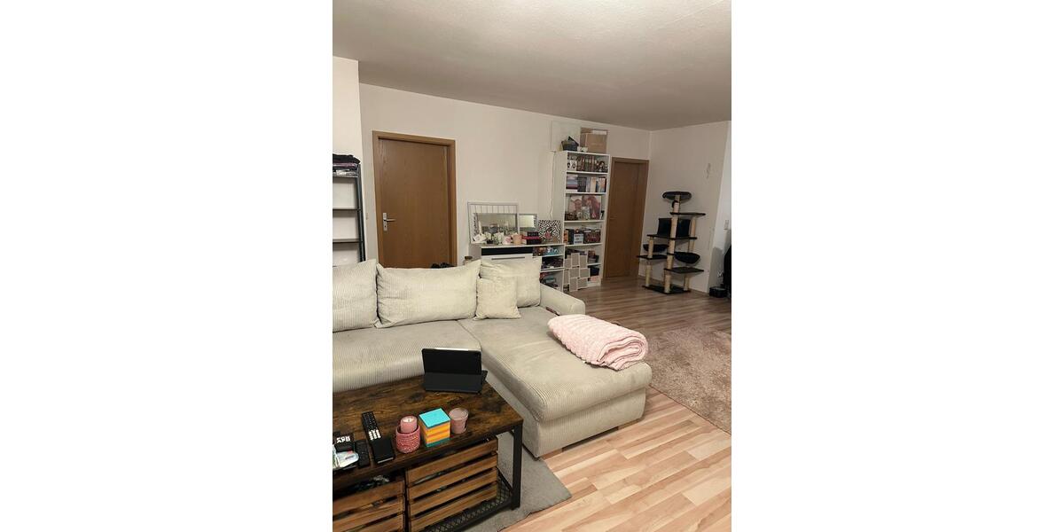 Etagenwohnung Linau - 2 Zimmer, 70 m&sup2;, 650&euro; | Angebot:25396977