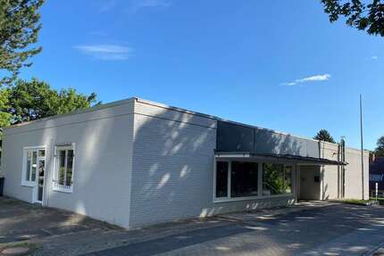 Einzelhandel in Kiel 2.070,32 € 125.87 m²