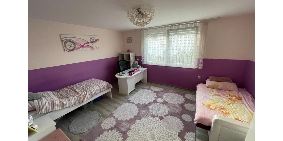 Reihenhaus Berlin Spandau - 5 Zimmer, 142 m&sup2;, 2.600&euro; | Angebot:25832956