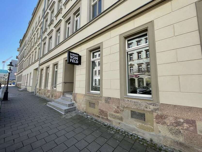 Hell + Repräsentativ: Ihr Gewerbe direkt am Brühl!