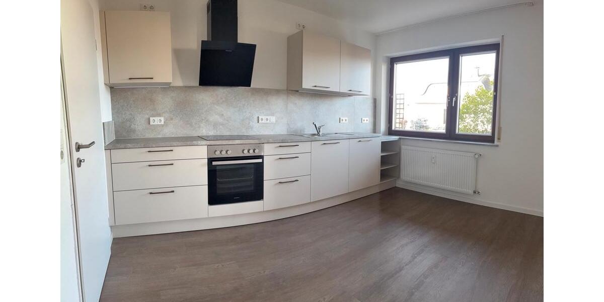 Monzelfeld - frisch renovierte EG-Wohnung 2.5 zimmer