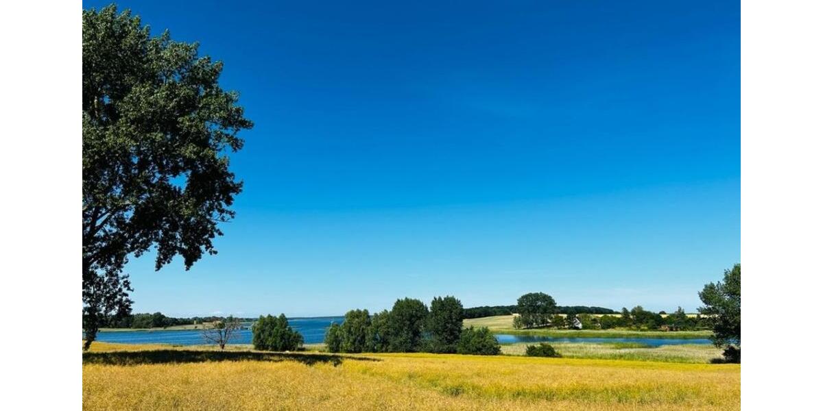 Etagenwohnung Gingst - 3 Zimmer, 66 m&sup2;, 350&euro; | Angebot:24713705