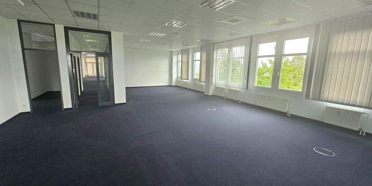 Gewerbeobjekt Wiedemar - 1 Zimmer, 598 m&sup2;, 5.088&euro; | Angebot:25916714